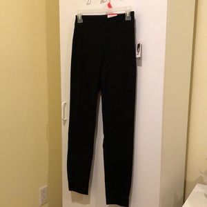 NWT Time and Tru Black Millennium Skinny Pant